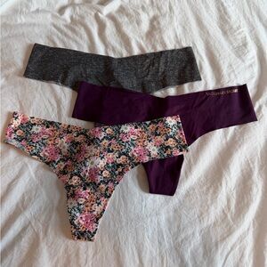 victoria secret thong bundle, size: medium, color: multi,
NEVER WORN